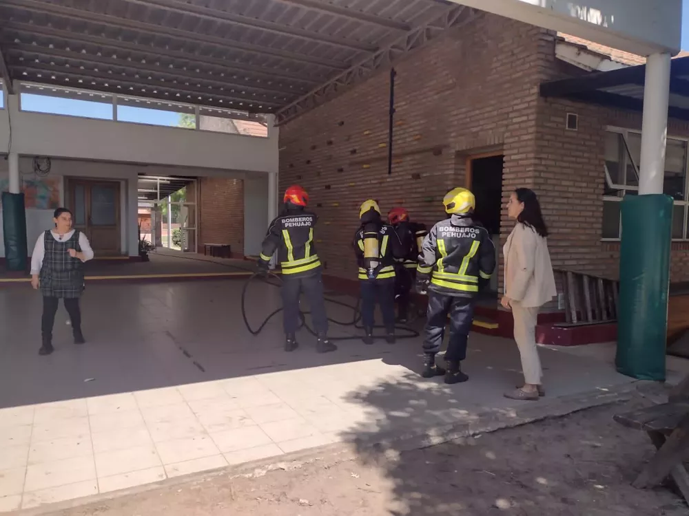 313319993_1989663884571958_717837254819801900_n