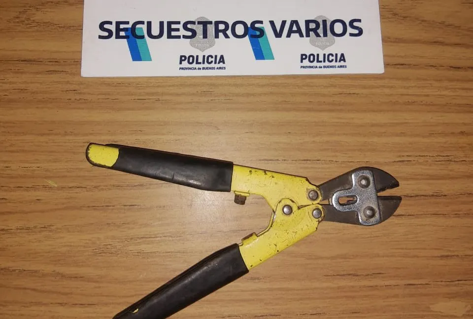 a9b7e40e-115f-4d70-b28e-dc805190f751