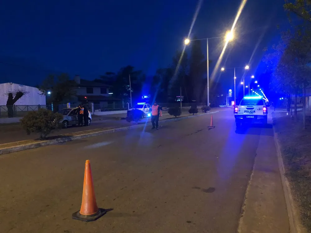 63d8ca6e-2d75-46a4-9700-e2638e8ee88d