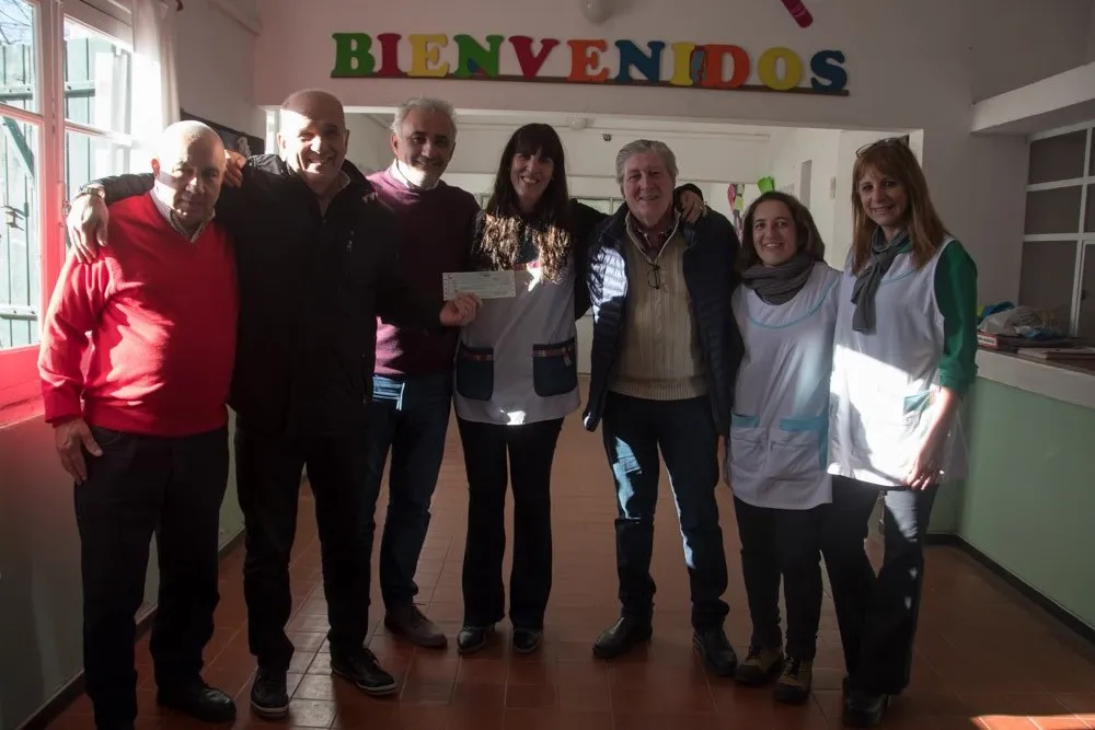 353405765_701401438693392_8758615769786714511_n