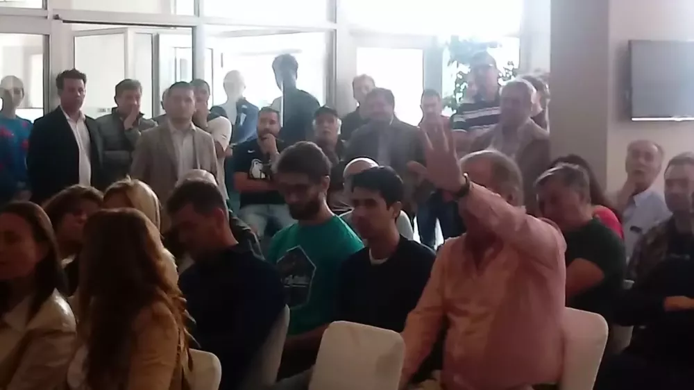 Capture 2021-11-25 21.52.00