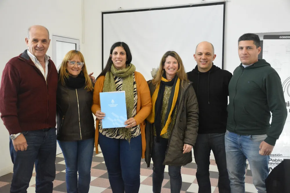 Pablo y Avelino con instituciones