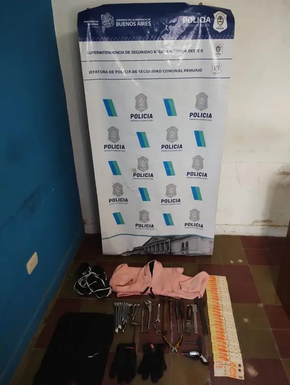 WhatsApp Image 2023-10-13 at 10.04.00