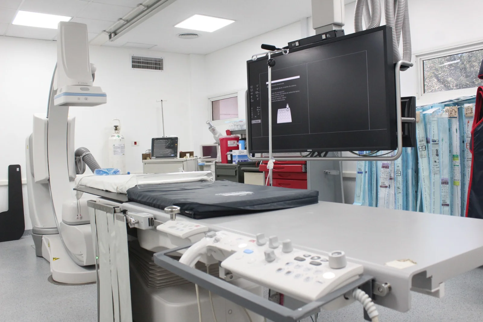 Mar del Plata: El nuevo angiógrafo del Hospital Alende permitió ...