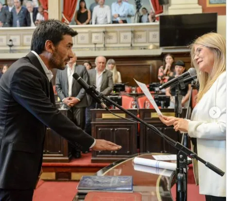 Captura de pantalla 2025-12-08 192918