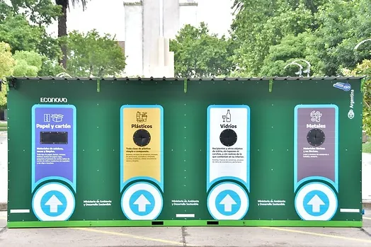 3a6989_dfcfc3b11f5447b096308452474c5955~mv2