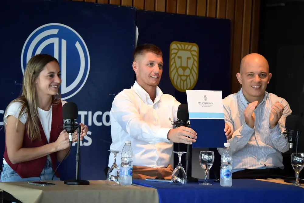 Avelino en Atlético