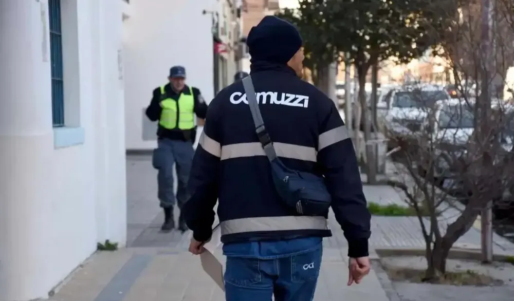 camuzzipng