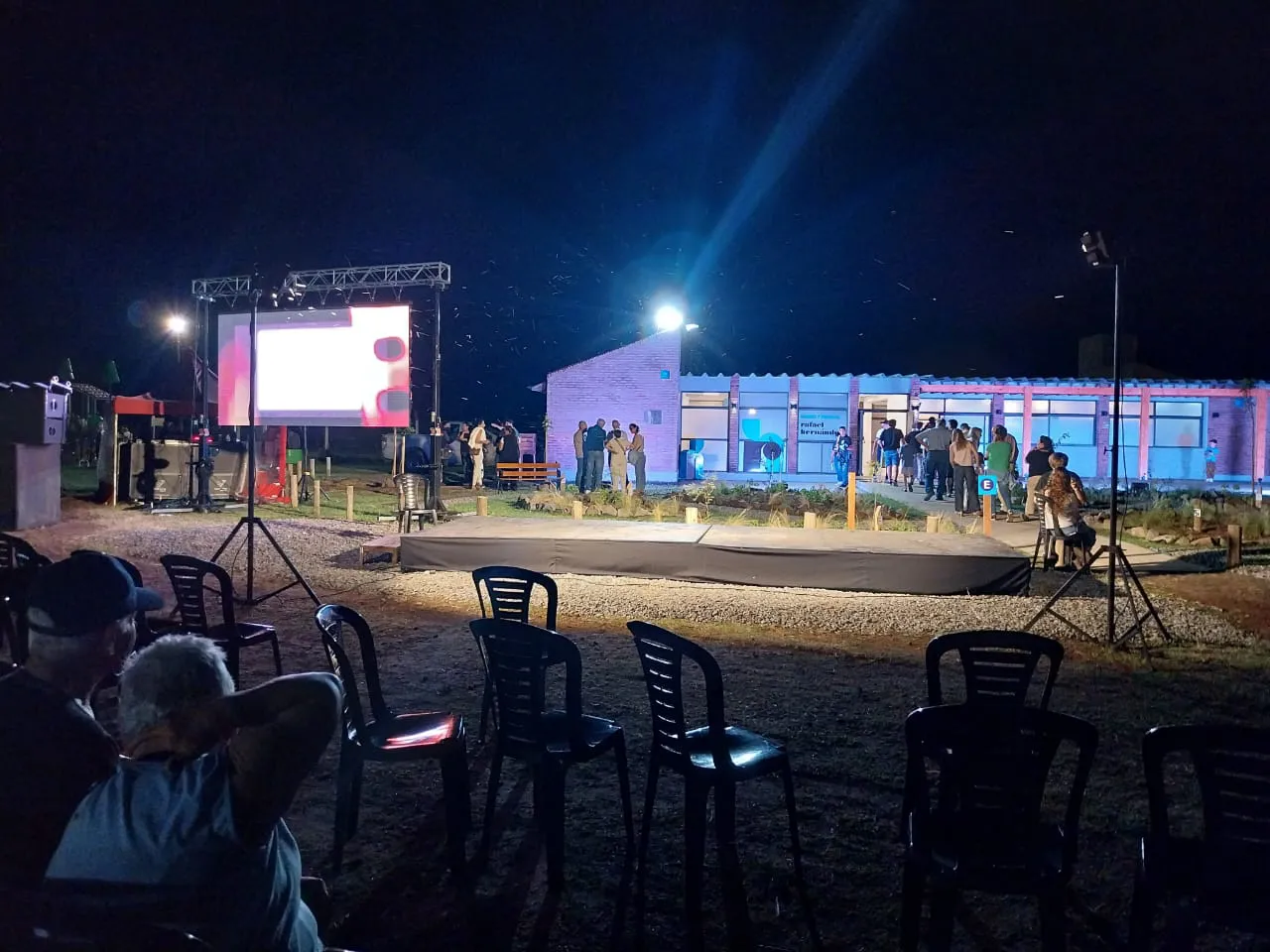 e1bd5dbe-416e-4ec5-99ef-97887609b3ea