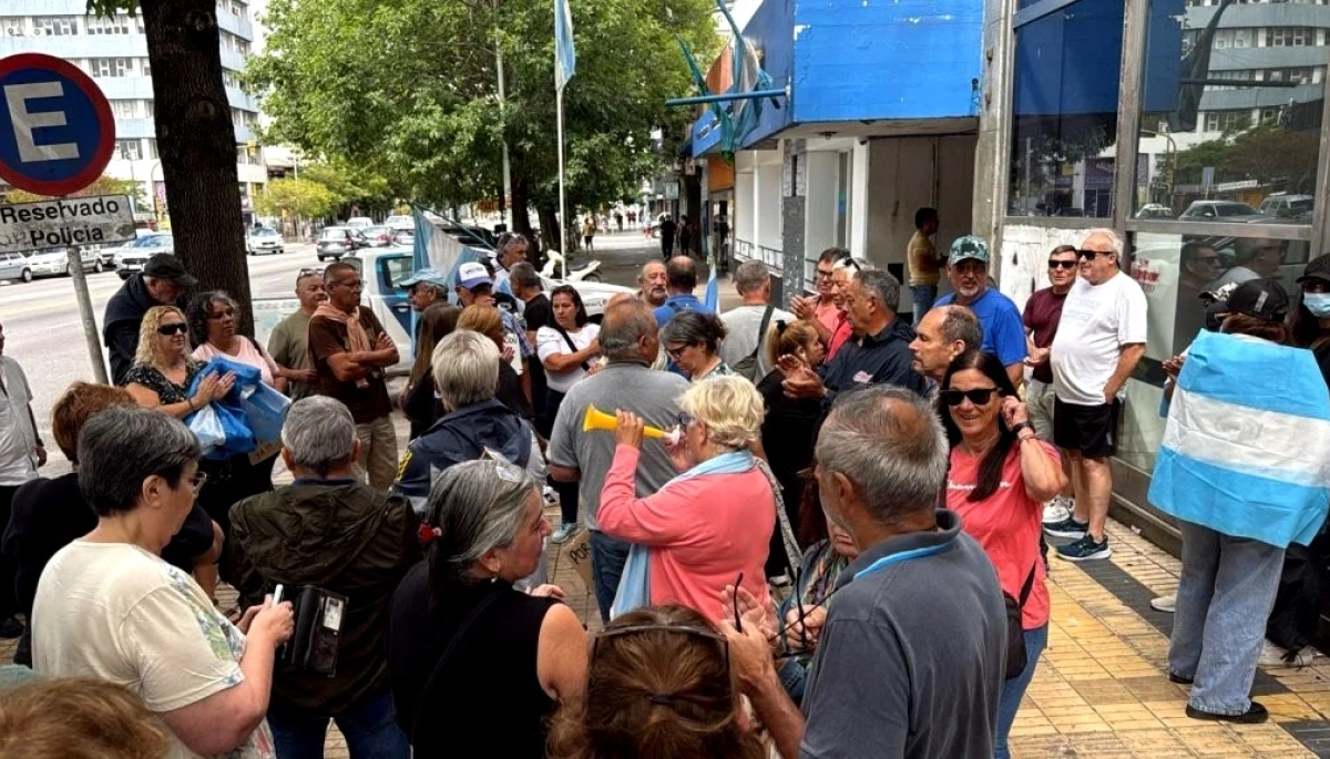 reclamo policias mar del plata