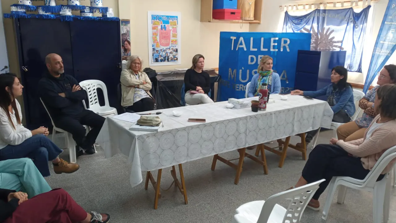 434129417_890059953160872_768286796571218261_n