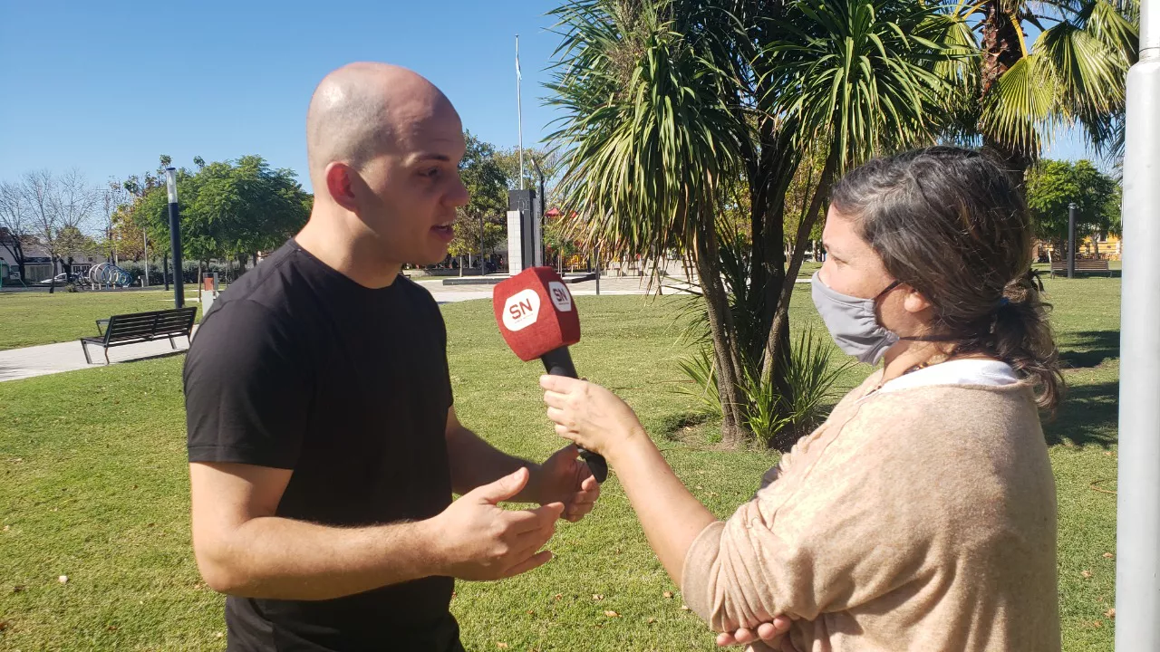 Avelino con medios