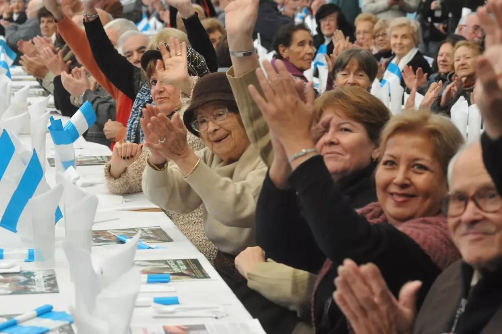 multimedia.grande.9d6812e7f867ba39.3330373033393433315f3437383431303038373635393130345f3638323932375f6772616e64652e77656270