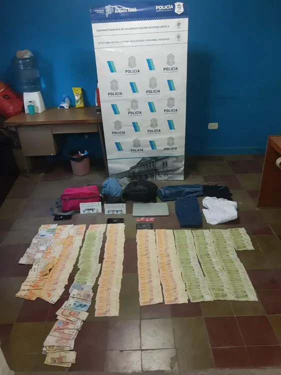 9edeeef1-04a3-429d-a954-89cbc08a7977