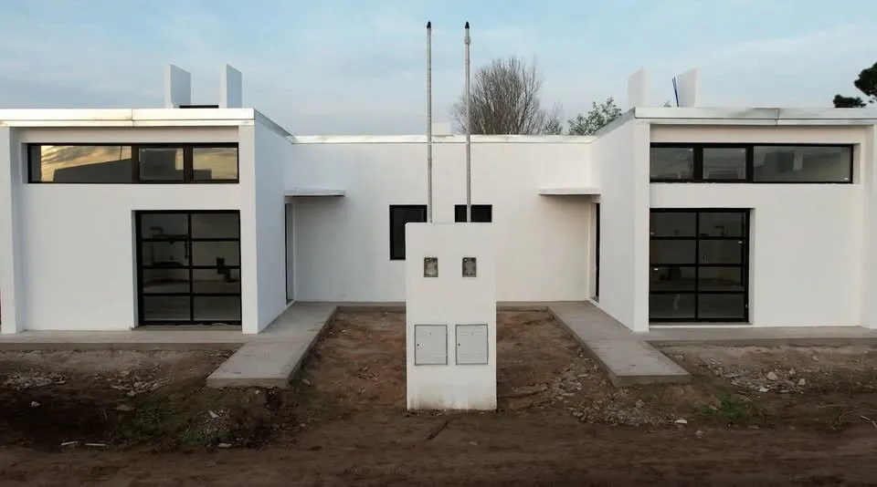 3a6989_3800a538d7604115b166024c55c6c823~mv2