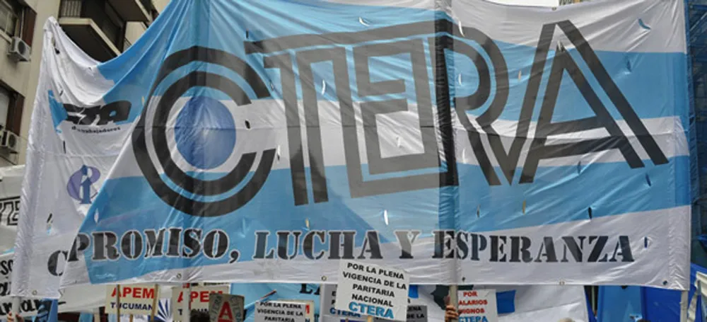 images_noticiasprincipales_bandera-ctera-3