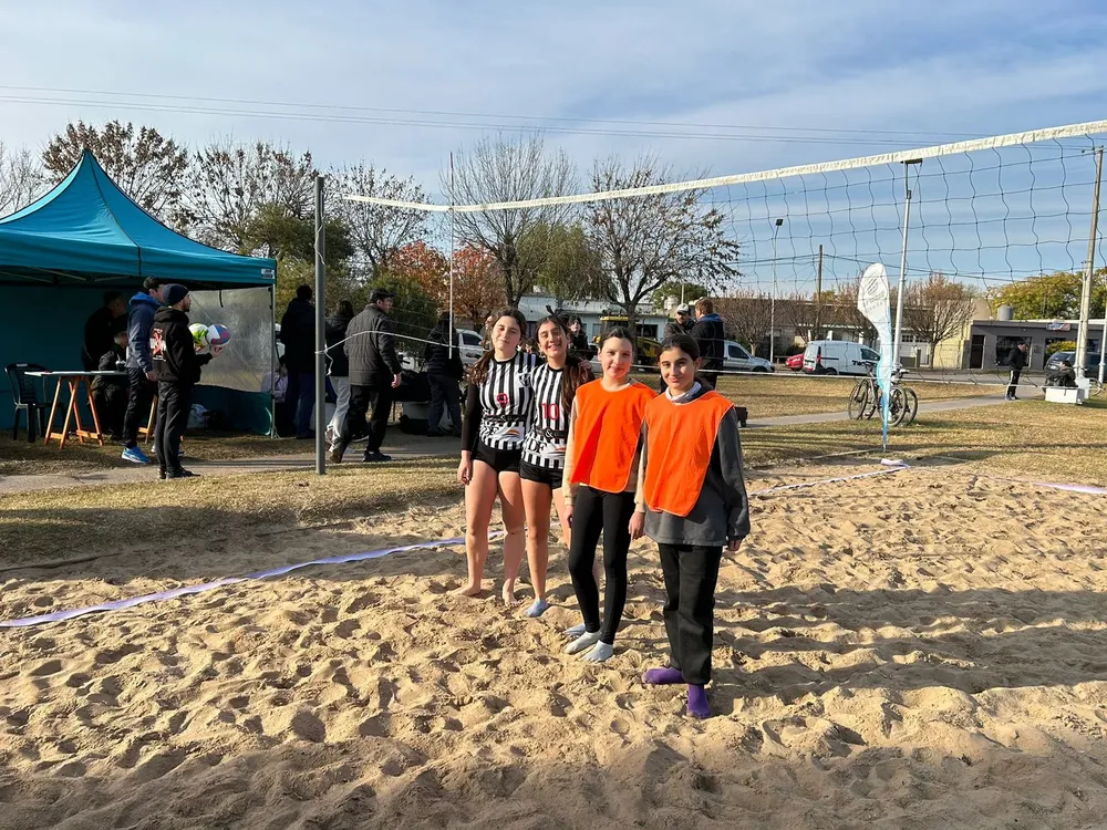 444957732_941200714713462_4314895015300537231_n