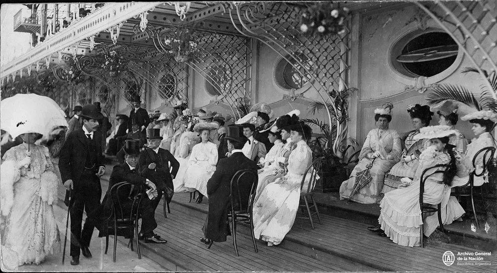 31958214_2213477688677435_2770800397558743040_n