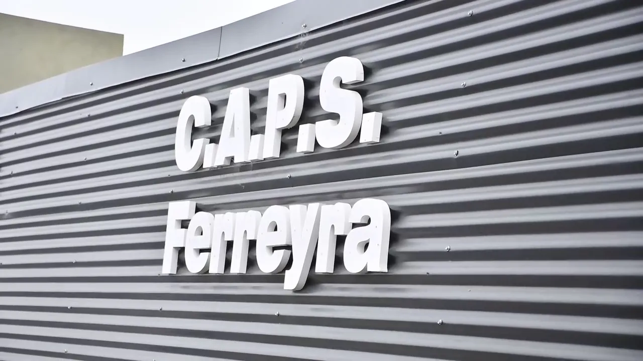 vlcsnap-2025-05-16-21h50m07s743