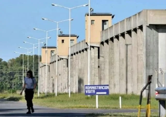 2c4cf684-af57-4277-985e-4f3f132cfda2