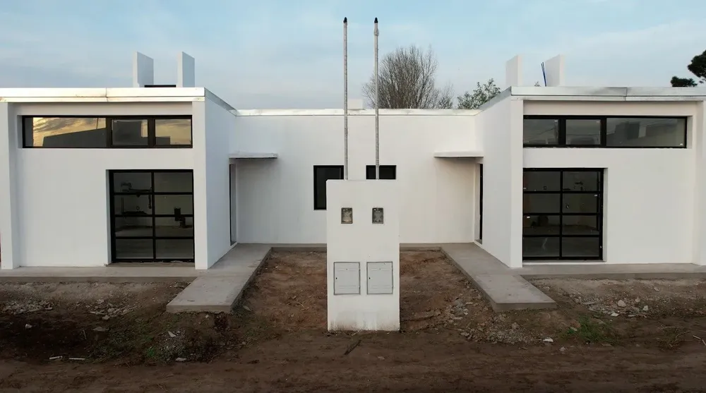 596956716_1402703828563146_277542436819083129_n