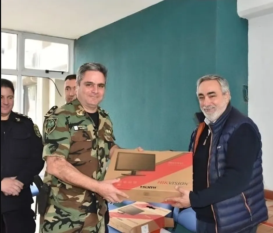 entrega_de_mobiliario-transformed