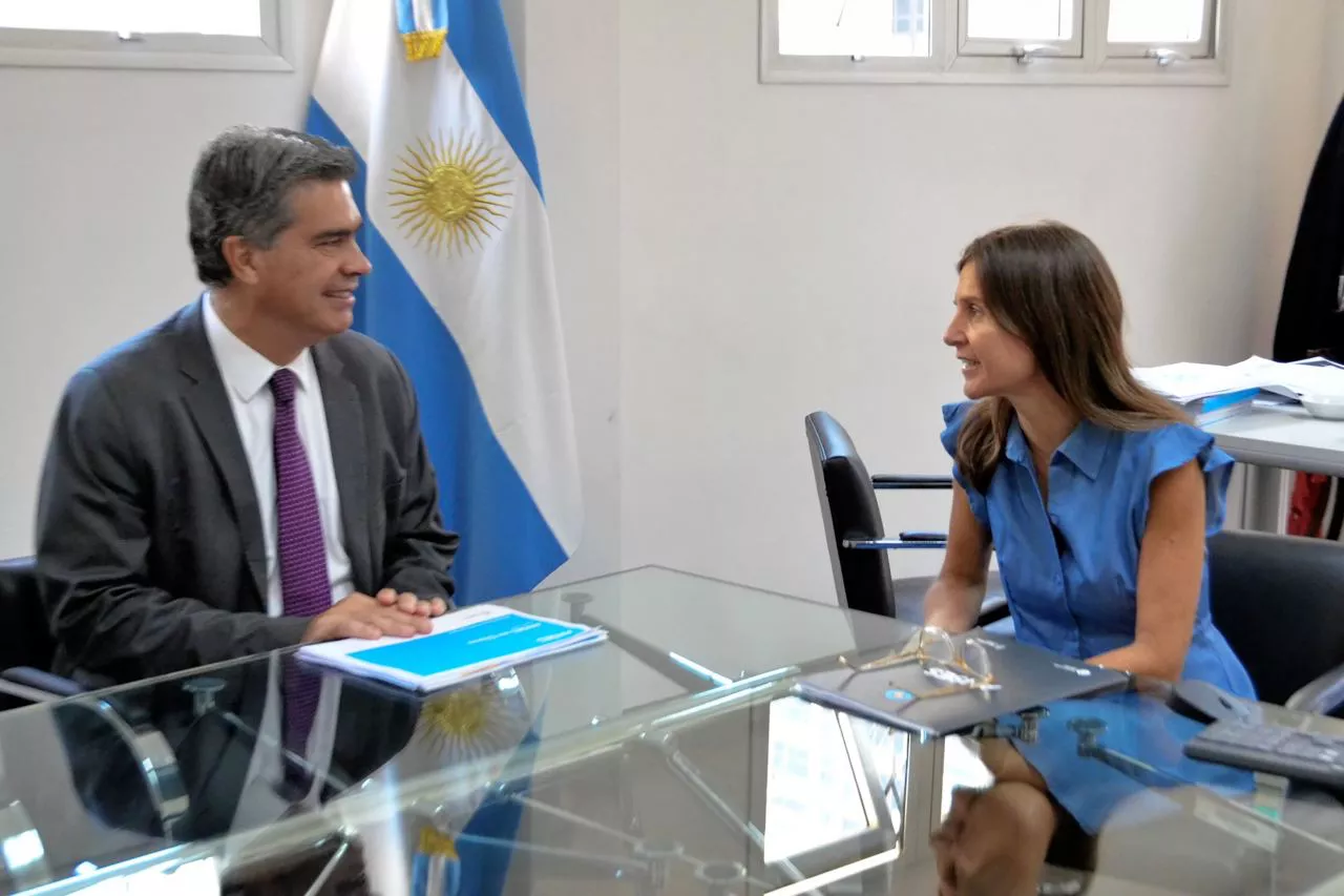 Fernanda Raverta y Jorge Capitanich