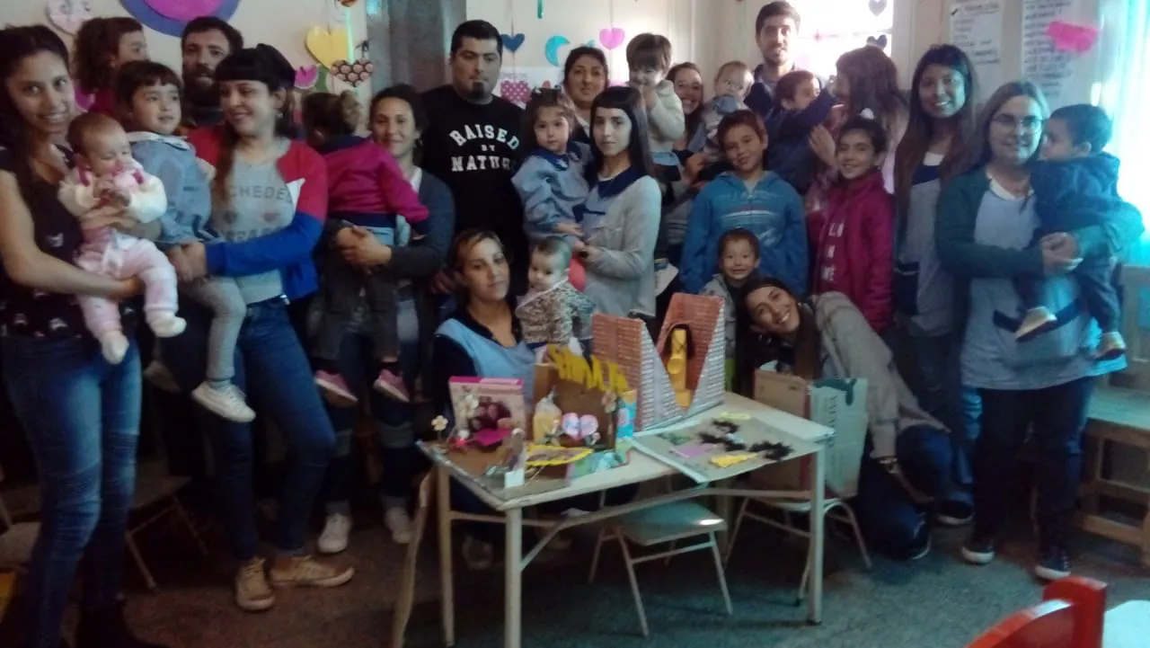 43660721_2220179381588175_3841741005233586176_n