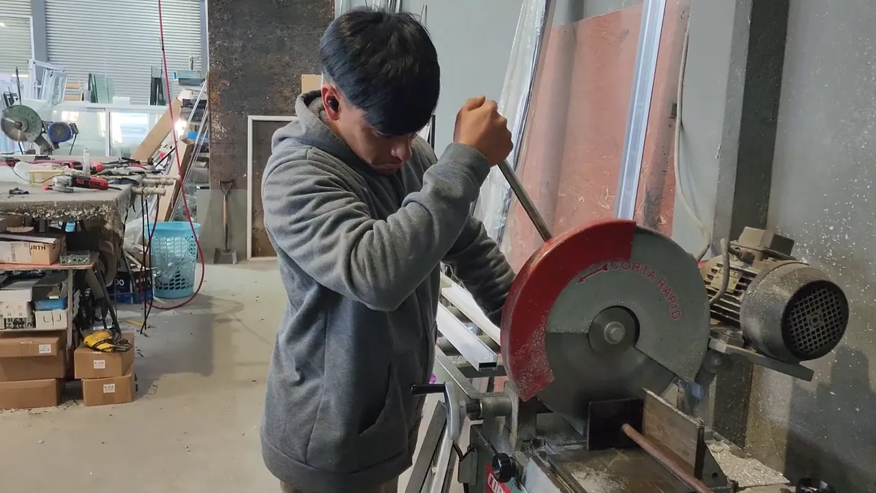 vlcsnap-2025-05-12-16h18m57s400