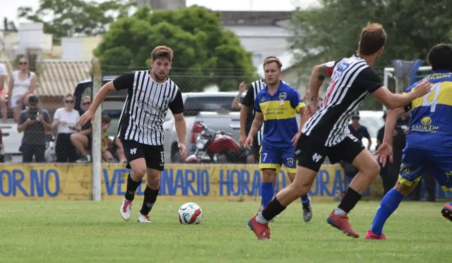 20231120203844_futbol-huracan-estu-primera