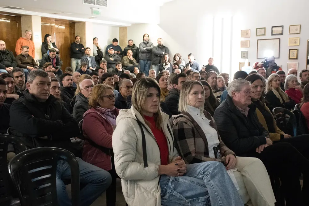 528222140_1285247486975448_967182073292241928_n