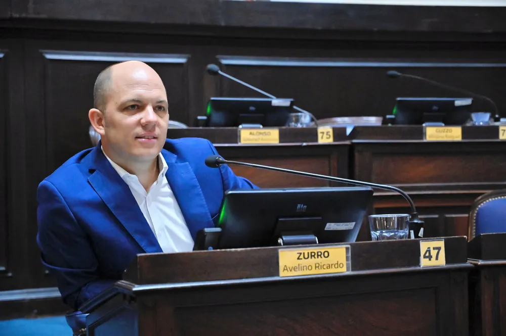 Avelino Zurro 8 del 03