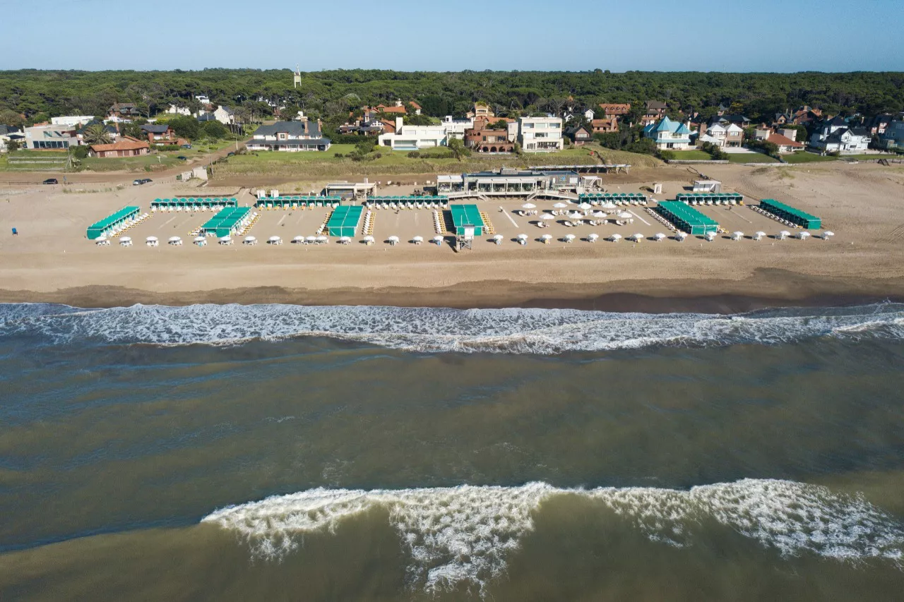 1637362017569_Rada Beach 2021-2021 (2)