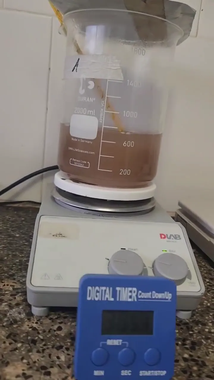 vlcsnap-2025-05-16-22h01m09s427